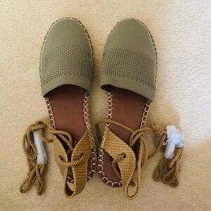 Crown Vintage D’Orsay Espadrilles Sandals Size 9 M